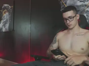 Cam4 Watch Live Sex Cams of JacksonOlsenn