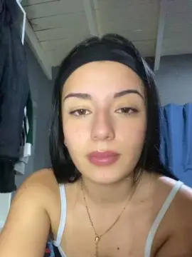 Cam4 Watch Live Sex Cams of mamita44