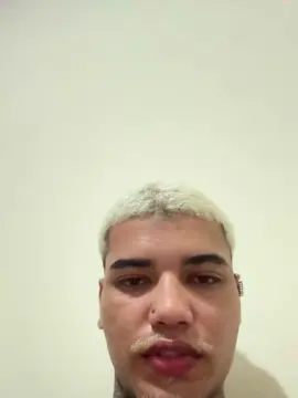 Cam4 Live Sex Cam of Novinhoerrej