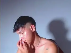Cam4 Free Porn Cam of Rowanbig23