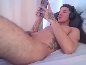 Cam4 Watch Live Sex Cams of magnoricci