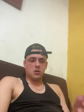 Cam4 Live Sex Cam of Andrestechh