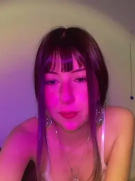 Cam4 Live Sex of natigatitaa