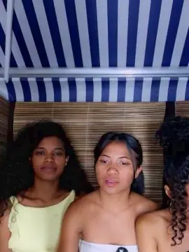 Cam4 Adult Video Chat of SissiFrenchy