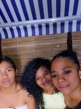 Cam4 Free Porn Cam of SissiFrenchy