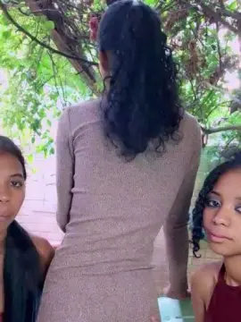 Cam4 Live Sex of SissiFrenchy