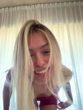 Cam4 Free Live Porn of valencampx