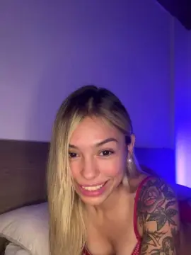 Cam4 Watch Live Sex Cams of valencampx