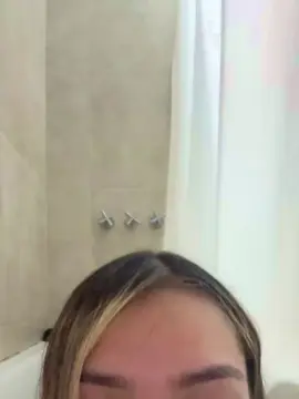 Cam4 Adult Video Chat of valencampx