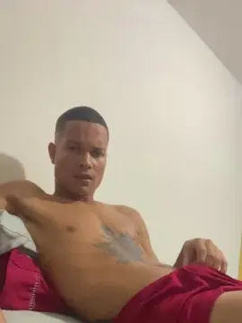 Cam4 Free Live Porn of Lucas21sp