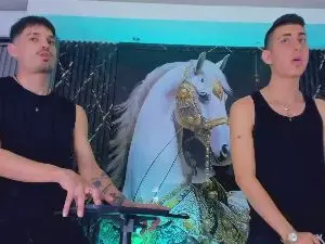 Cam4 Nude Webcam of Handsome_boys_