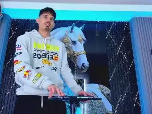 Cam4 Adult Webcams of Handsome_boys_