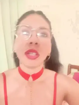 Cam4 Free Live Porn of Mia_essence24