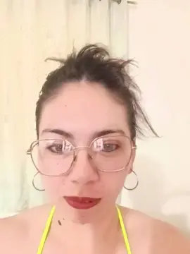 Cam4 Adult Webcam of Mia_essence24