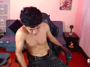 Cam4 Nude Webcam of alancum7