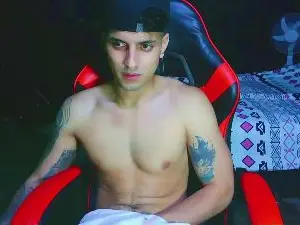 Cam4 Live Sex Cam of AlessandroAGT