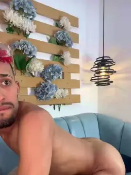 Cam4 Live Porn of Michael_Hanks