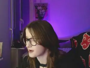 Cam4 Sex Cam of Luna_Cherry