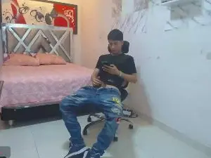 Cam4 Private Sex Chat of hardsexlove08