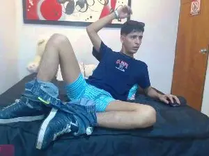Cam4 Free Live Porn of hardsexlove08
