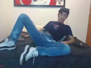 Cam4 Adult Webcam of hardsexlove08