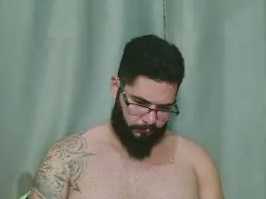 Cam4 Live Porn of aquills