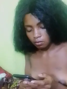 Cam4 Free Live Porn of elia220