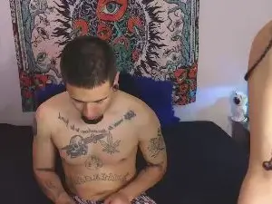 Cam4 Watch Live Sex Cams of Tony_sophia