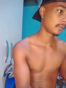 Cam4 Private Sex Chat of leosilvajf