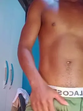 Cam4 Free Porn Cam of leosilvajf