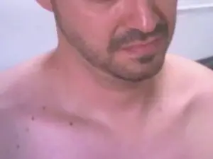 Cam4 Private Sex Chat of thenaughtyboy1