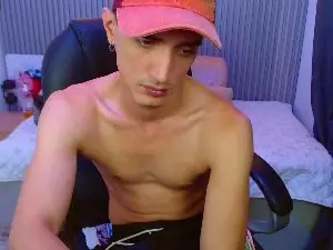 Cam4 Live Sex of FelipeFriendly