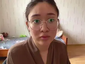 Cam4 Free Porn Cam of BlairSiew