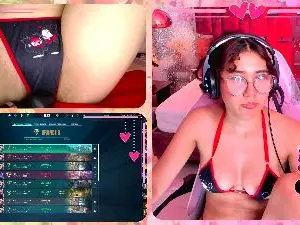 Cam4 Adult Webcam of RossieGames