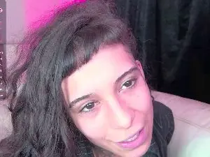 Cam4 Free Live Porn of sweet_materia