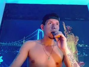 Cam4 Nude Webcam of kevin__fox_