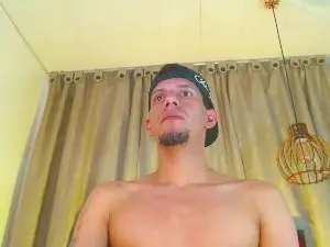 Cam4 Free Live Porn of kevin__fox_