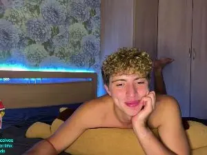 Cam4 Sex Cam of AlfredNoir