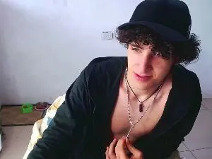 Cam4 Private Sex Chat of Noah_sokolov_