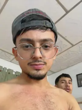 Cam4 Free Live Porn of Boy_Jerry