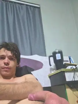 Cam4 Nude Webcam of hollow275