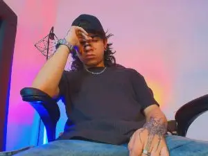 Cam4 Watch Live Sex Cams of Axell_Kush