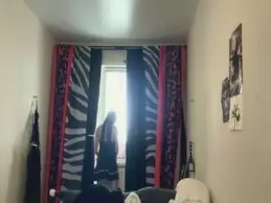 Cam4 Live Porn of PollyGlomb