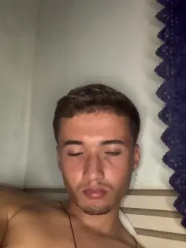 Cam4 Sex Chat of CaioBernardi