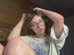 Cam4 Sex Cam of ElainaSynnott