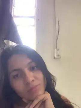 Cam4 Free Live Porn of Maduu7