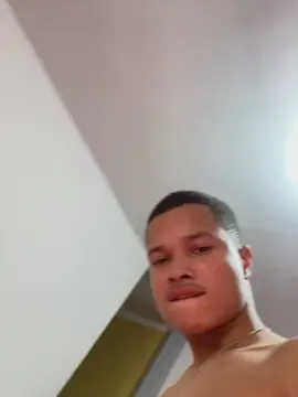 Cam4 Private Sex Chat of lucas7285