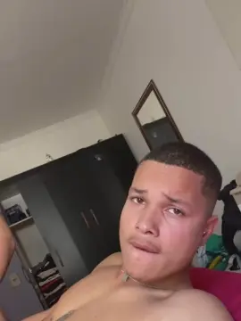 Cam4 Nude Webcam of lucas7285