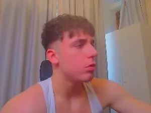 Cam4 Free Live Porn of KellenWest