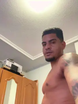 Cam4 Free Live Porn of 23cmpollagorda